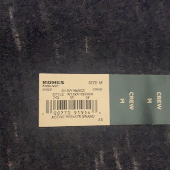 Crew neck - Picture 3 of 3